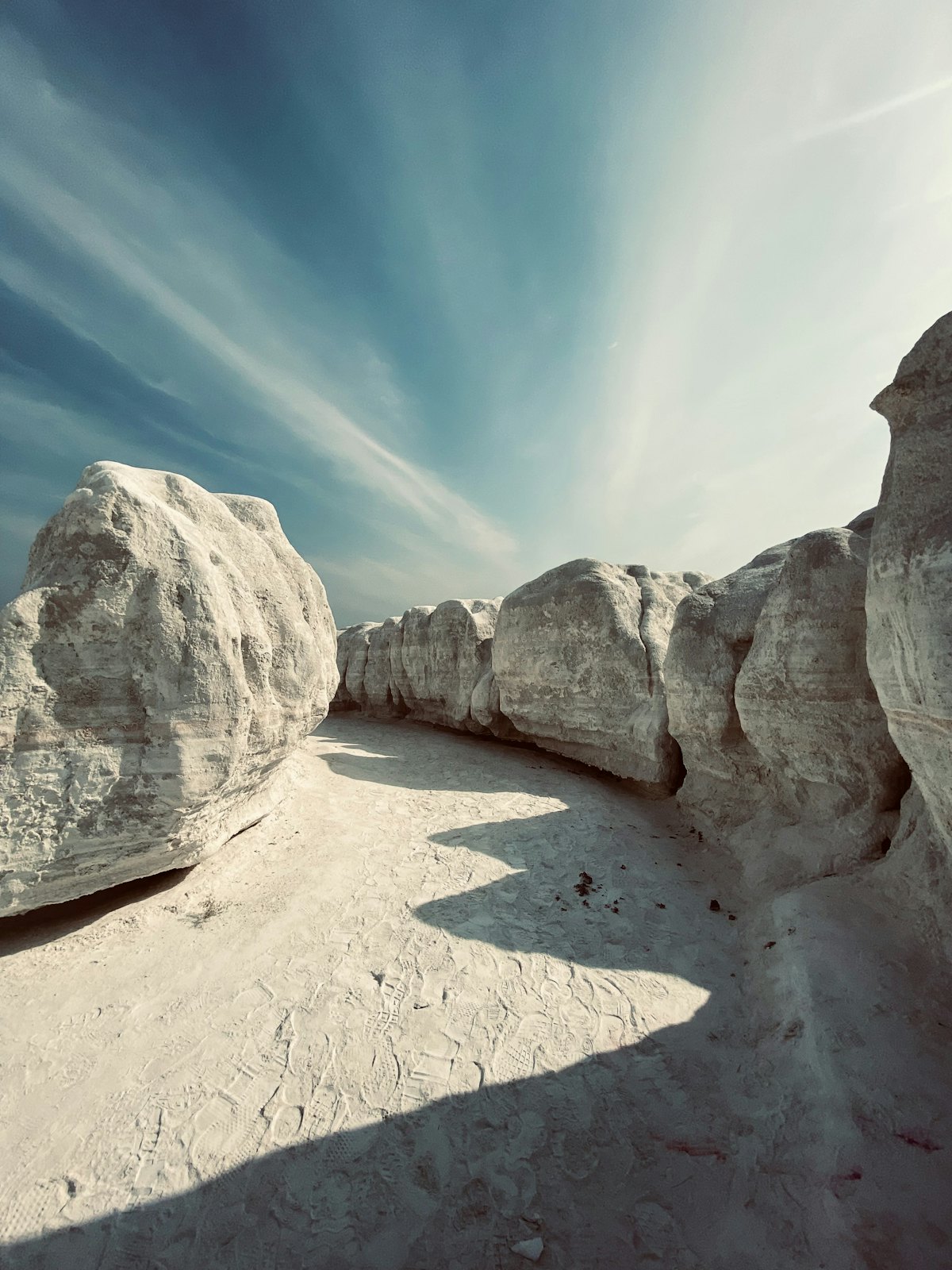 Chalk rock formations in the White Desert